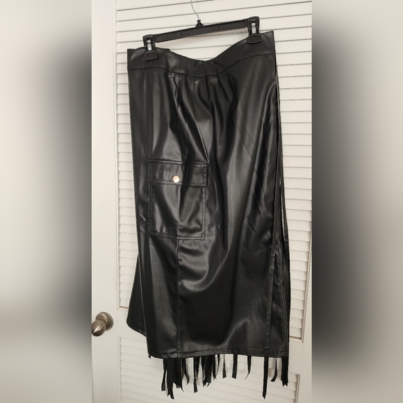 Ashley Stewart Faux leather fringe skirt - Black - Picture 3 of 7